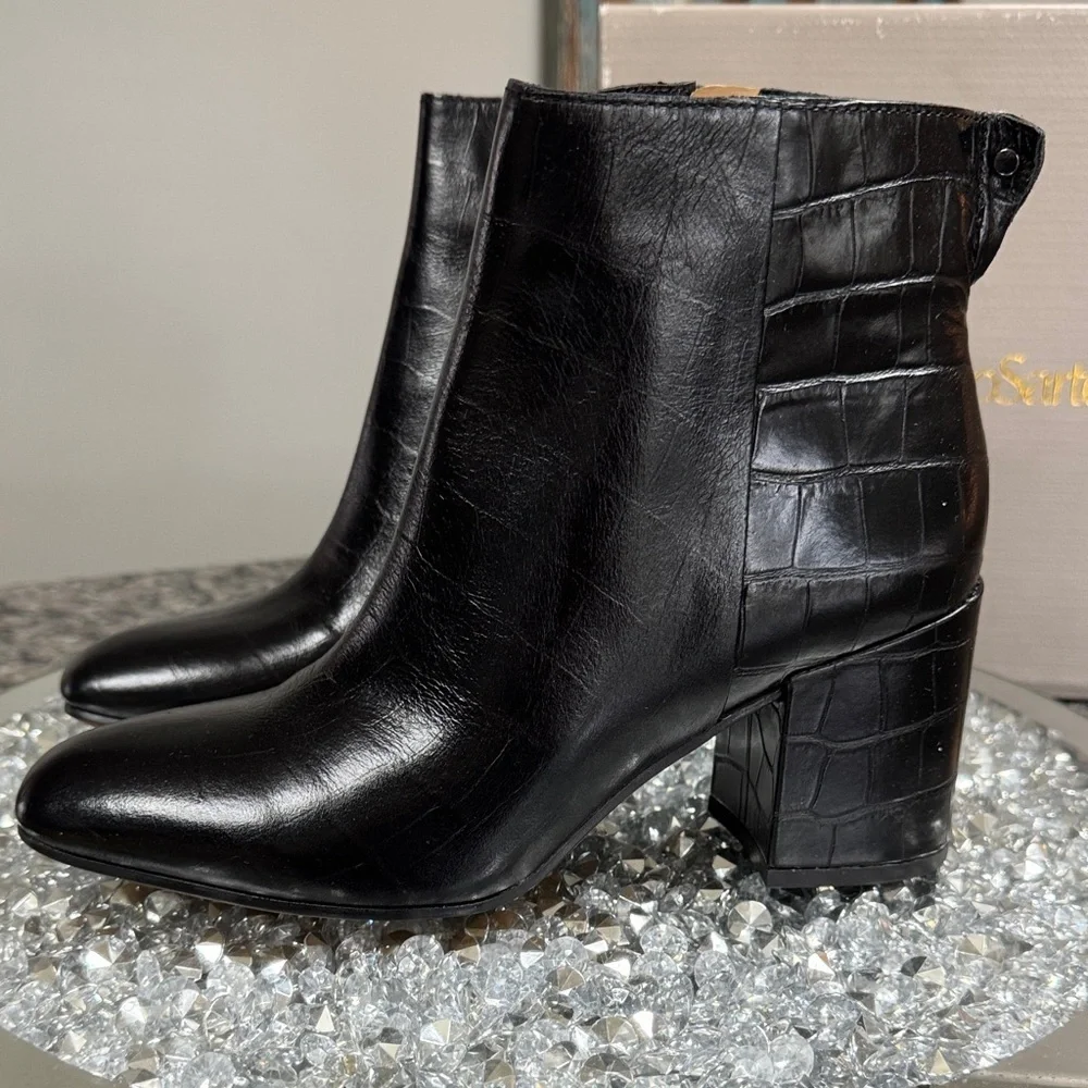 Franco Sarto Black Croc-Textured Leather Block Heel Ankle Boots NEW 8